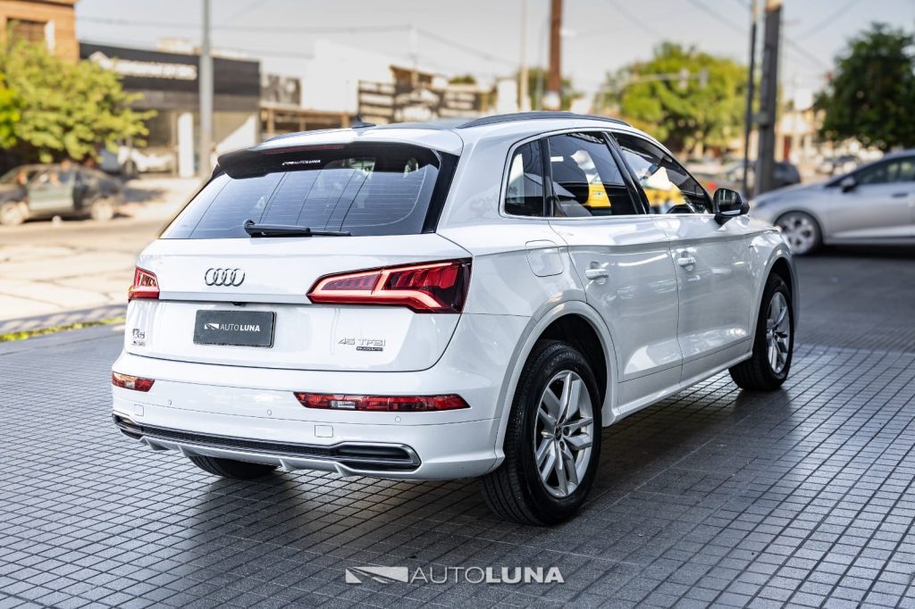 Audi Q5 2.0 T 252HP 45 QUATTRO SPORT S-TRONIC L20