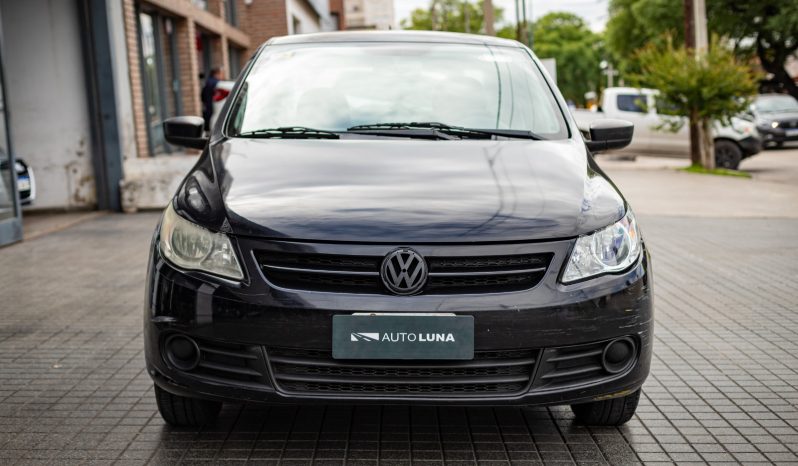 Volkswagen Voyage 1.6 101cv full