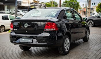 Volkswagen Voyage 1.6 101cv full