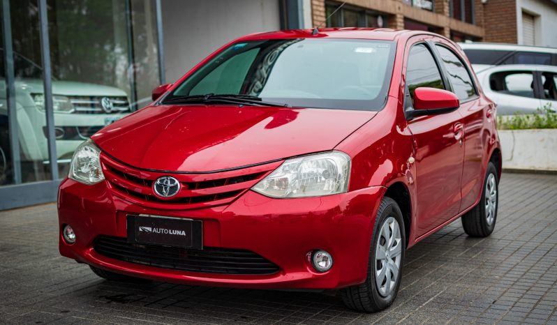 Toyota Etios 1.5 Xs 2016 full